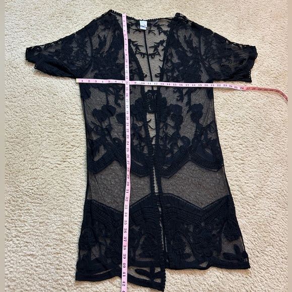 ▪️SO Black Lace Coverup Top▪️ - Picture 9 of 9
